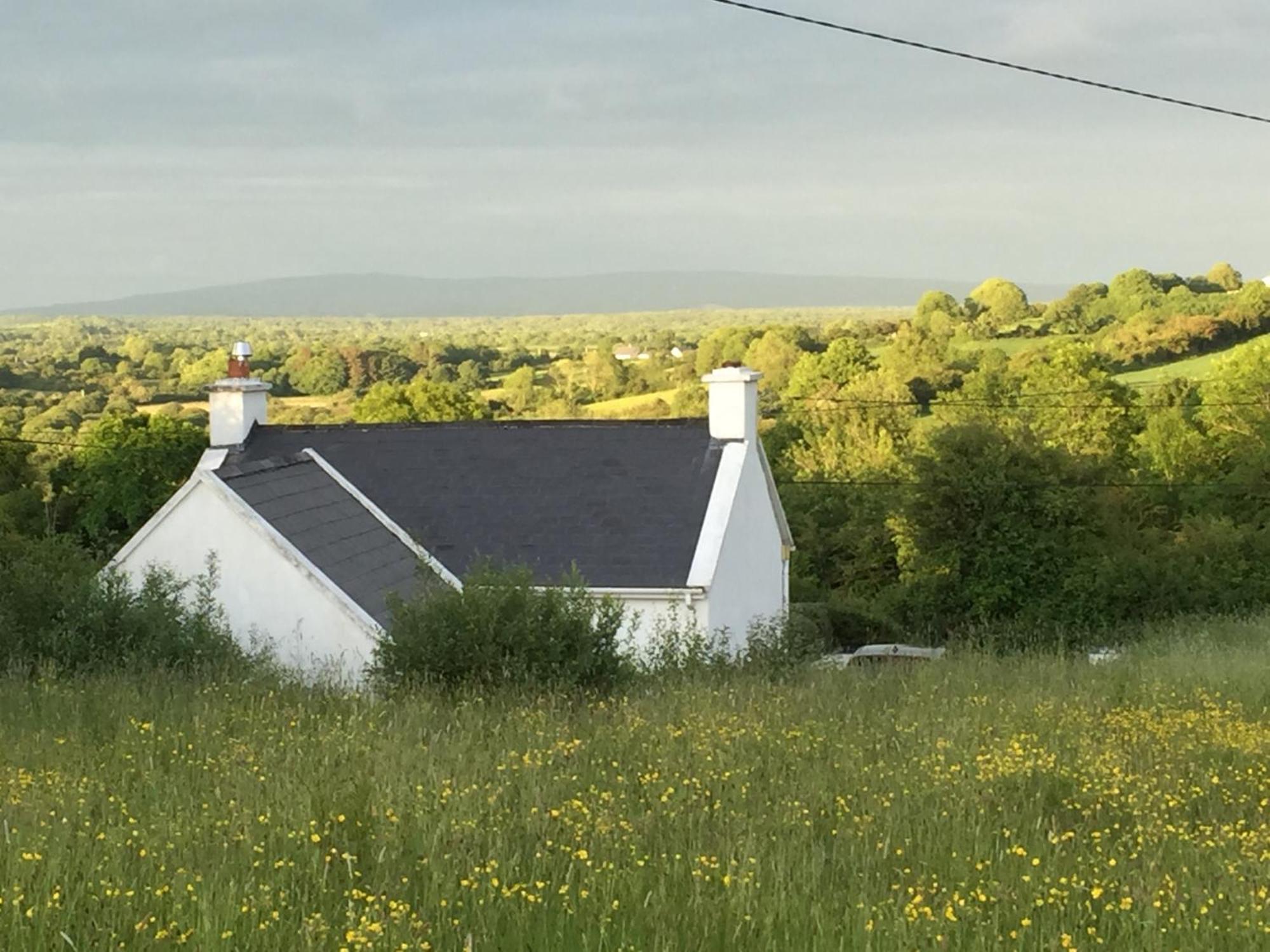 The Cottage @ Burkedale House Corofin  Exterior foto